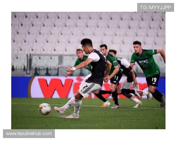 弗兰克承认球队把握机会不佳:细节决定成败,祝贺阿森纳 弗兰克承认球队把握机会不佳:细节决定成败,祝贺阿森纳